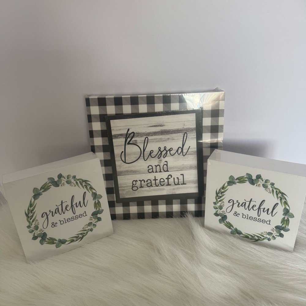 Farmhouse Blessed and Grateful Wooden Home Decor Set
